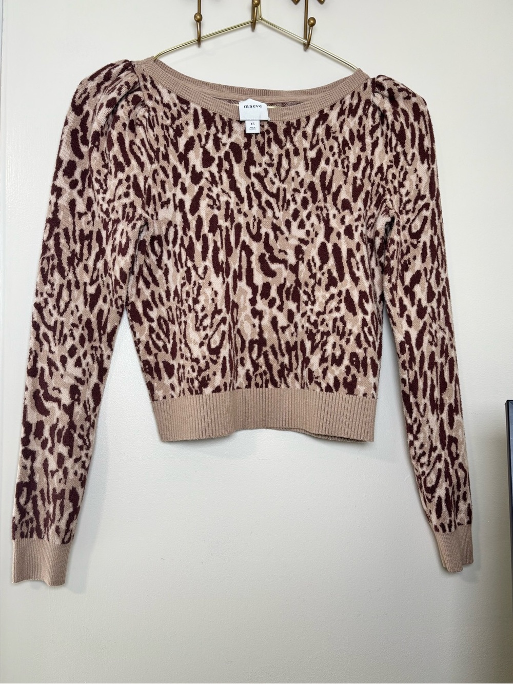 Maeve/Anthropologie leopard puff-sleeve sweater
